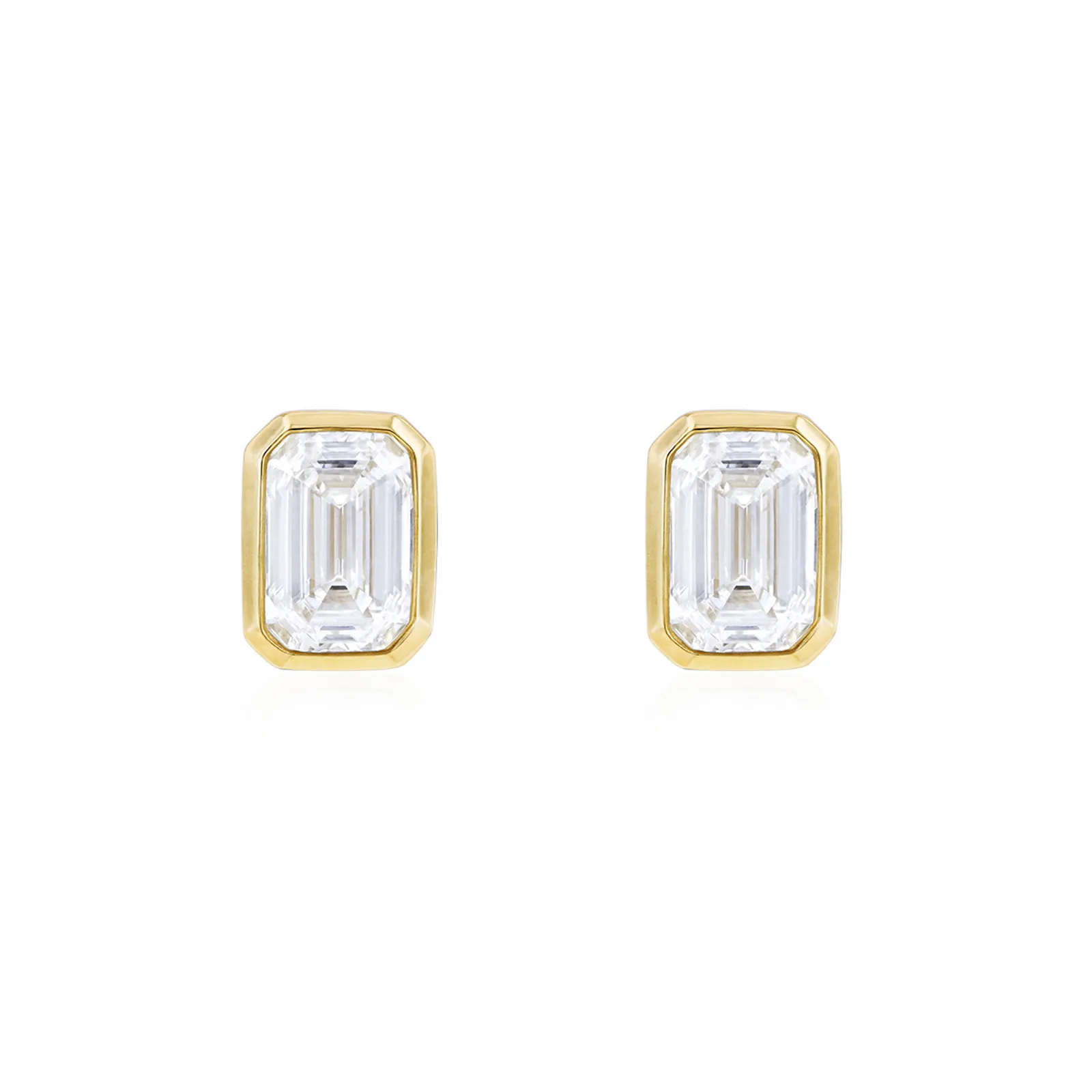 9ct Yellow Gold 4mm X 6mm Emerald Cut Cz Stud Earrings