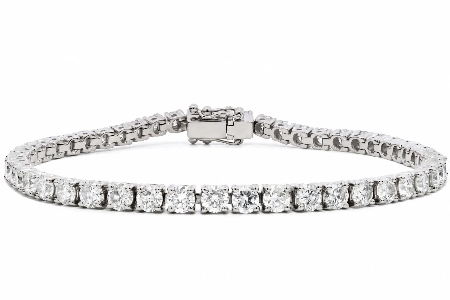 Platinum Round Brlliant Cut Natural Diamond 10.6ct Tennis Bracelet